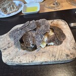 やまぐち - 蝦夷鮑と青森 こみつ(林檎)のリゾット　黒トリュフのスライスを乗せて