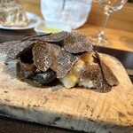 やまぐち - 蝦夷鮑と青森 こみつ(林檎)のリゾット 黒トリュフのスライスを乗せて
