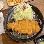 ロースカツ定食 修 - 山口県産リブロースカツ定食1500円のカツ！