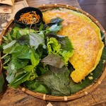 Bếp Mẹ ỉn - バインセオ