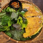 Bếp Mẹ ỉn - バインセオ