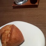 ラチュレ - 史上最強に硬かったパン