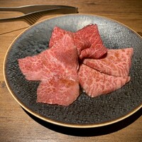 和牛とタン 焼肉 とみ 新橋本店 - 
