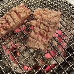 炭火焼肉ホルモン 桜道 - 厚切りタン