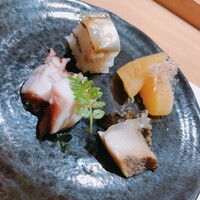 鮨 真魚 - 