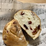 DONQ - ふんわりクランベリーショコラ ¥281