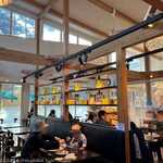 味工房 ガレットカフェ - 店内