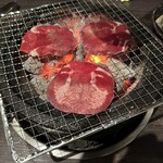 炭火焼肉屋台 たじま屋 - 塩タン
