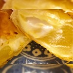 世界一のアップルパイ 鎌倉 ミレメーレ 海老名SA上り店 - 北海道のバターを使用したクリーミーなカスタードとふじりんごのアップル♡