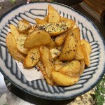 くじら - 皮付きポテトフライ