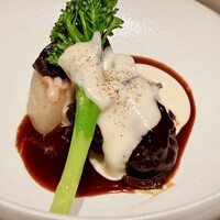 タワーズ - 牛頬肉のワイン煮込み