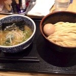 麺屋一燈 - 半熟味玉濃厚魚介つけ麺@880円