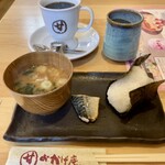 甘味喫茶 おかげ庵 - ブレンド珈琲(ホット)
モーニング_おにぎりセット(さば)