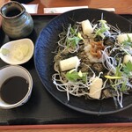 そば処みよし - あげ餅そば、冷たいの大盛り。