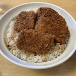 志多美屋 - ソースかつ丼(かつ四個)