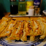 中国ラーメン揚州商人 - 今日の餃子は作ってから冷凍保存されていたもののような気がするが、それでもありがたい !