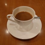 洋風居酒屋　でみぐら亭 - 食事と一緒だと200円でいただくことができるホットコーヒーも旨い。