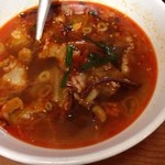 焼肉太白 - 牛スジの辛いスープ