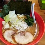 YABAI RAMEN 圭一屋 - ヤバイラーメン（並）油少な目、チャーシュー1枚増