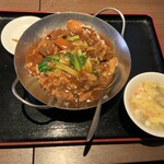 Yamu Cha Tenshin Gyouza Shuka Fuku Eimom Bekkan - 牛バラご飯