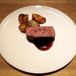 スガハラ - 赤城和牛サーロイン 赤ワインソース & フライドポテト