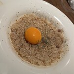 ビレッジ - リゾット、黄身を絡めて♪
