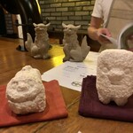 浮島ブルーイング - 石獅子