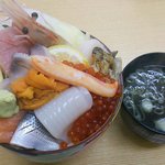 Kaisenyayoshidon - 具沢山の海鮮丼