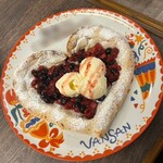 Italian Kitchen VANSAN - 追加料金でお祝いのデザートピザ