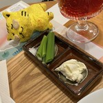 FAINA - サワークリームとネギ　※サワークリームは、ボルシチを半分まで飲んだら、投入します