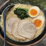 濃厚とんこつ 金沢家 - 