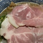 頑固麺 - 煮干しとりとんこつ