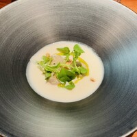 イタリア料理 スペランツァ - 【前菜】蕪の温かいスープ サワラのポルペッティー添え