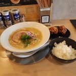 京都金閣寺 らーめんなか澤 - 鶏白湯ラ－麺+唐揚げセット