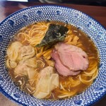 中華そば 薫風 - ワンタン麺  醤油