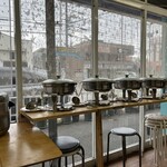 ユズフザイハラール - 内観