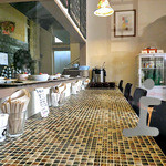 コッテジ - カウンター席（２０１３年１２月）