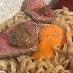 麺屋 丸福 - 宮崎牛ローストビーフポルチーニソース