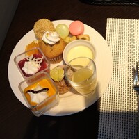 TERRACE & DINING ZERO - 
