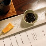 弐乃雪屋 - 前菜
            「つぶ時雨煮」
            「礼文産もずく酢」
            「烏賊の雲丹焼」