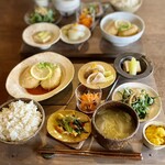 ほっぺ - 料理写真:おひるごはん　¥1500