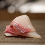 鮨麻布 - ブリヒラ