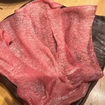 立喰い焼肉 治郎丸 荻窪店 - 焼きたんしゃぶ