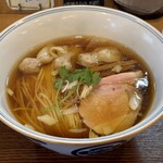 Ramen FeeL - 雲呑入り醤油らぁ麺