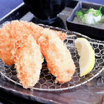 エリエールゴルフクラブ - 大粒カキと肉厚アジのフライ