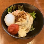 泥亀 - 自家製ポテトサラダ（ハーフ）　264円（税込）