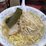 村山ホープ軒 - ニンニク入りラーメン