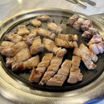 肉典食堂 - 