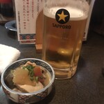 Komadori - 生ビールとお通しの煮込み