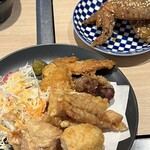 中津からあげ ぶんごや 湘南藤沢店 - 